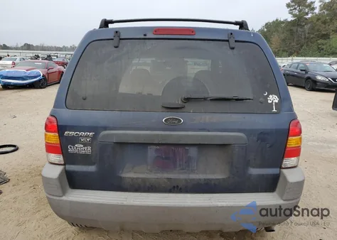 2002 Ford Escape Xlt from USA, damaged, VIN 1FMYU03132KB12421